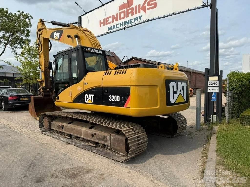 CAT 320DL 대형 굴삭기 29톤 이상