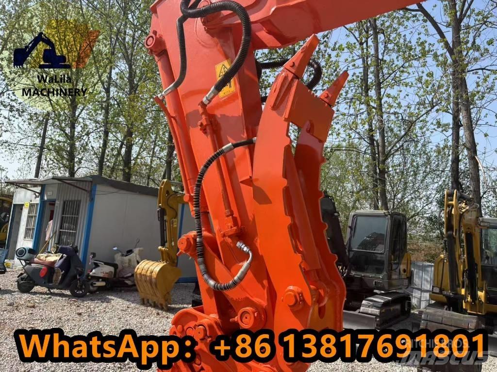 Hitachi ZX 70 소형 굴삭기 7톤 미만