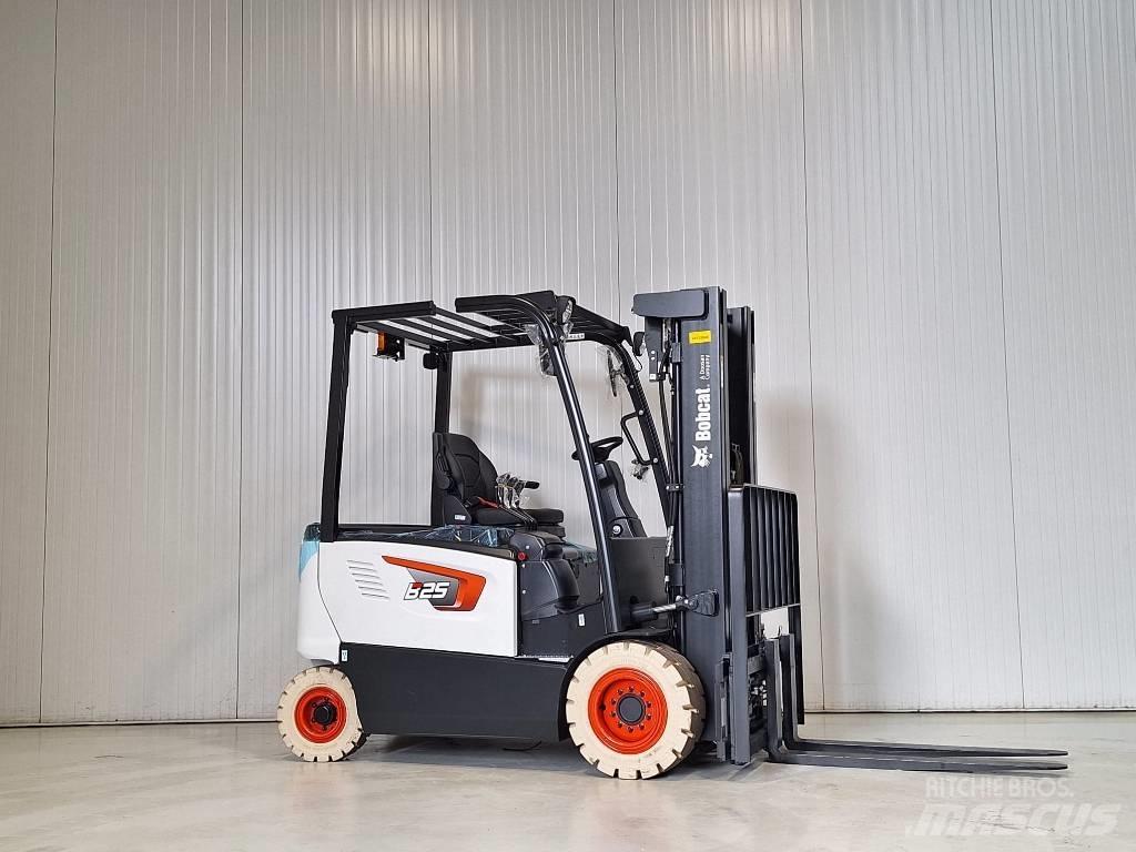 Bobcat B25X-7 PLUS 전동 지게차