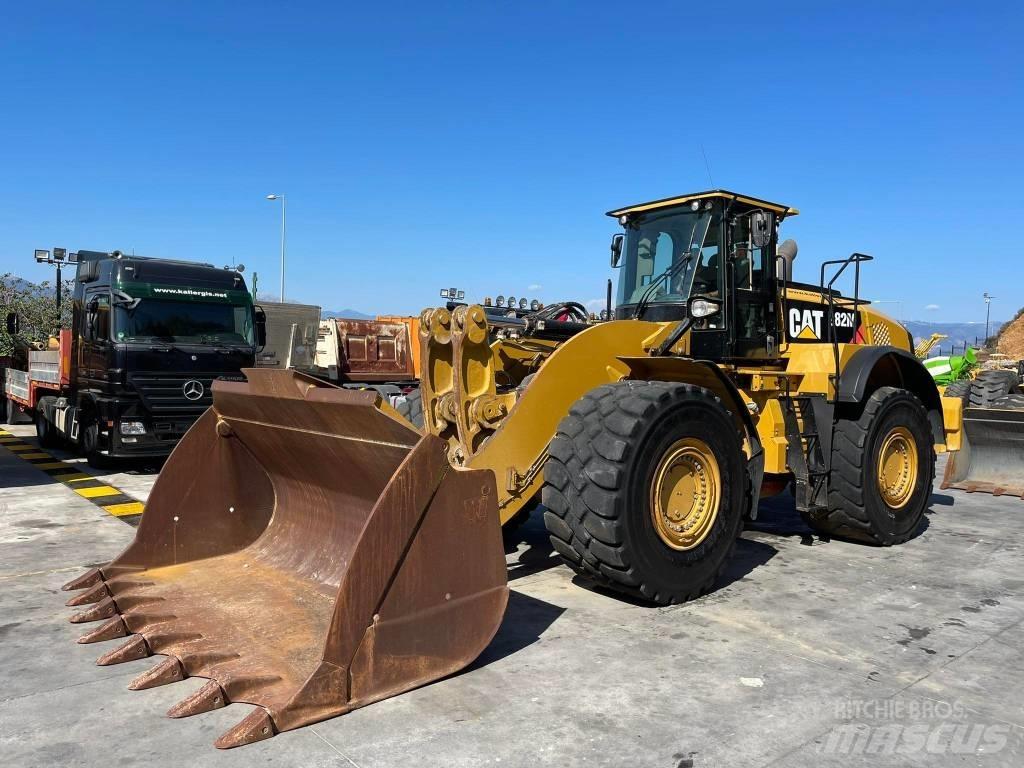 CAT 982 M  휠로우더