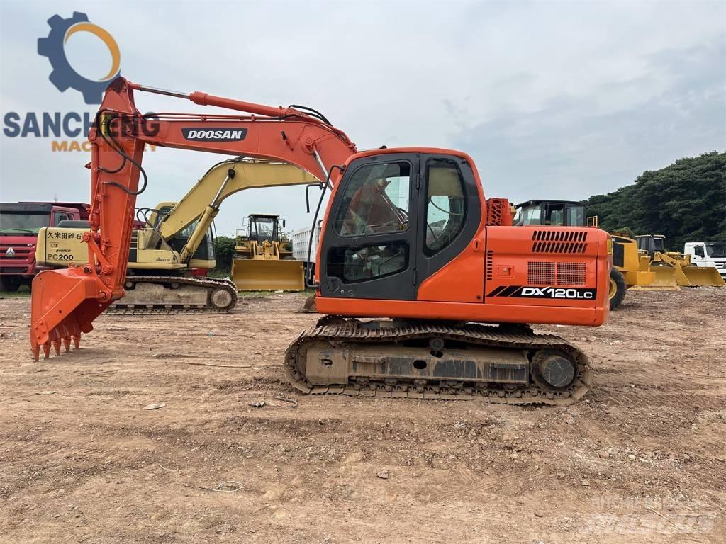 Doosan DX 120 중형굴삭기 7톤-28톤