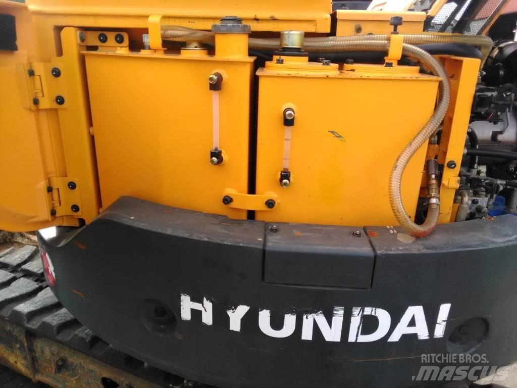 Hyundai 80 CR9-A 대형 굴삭기 29톤 이상