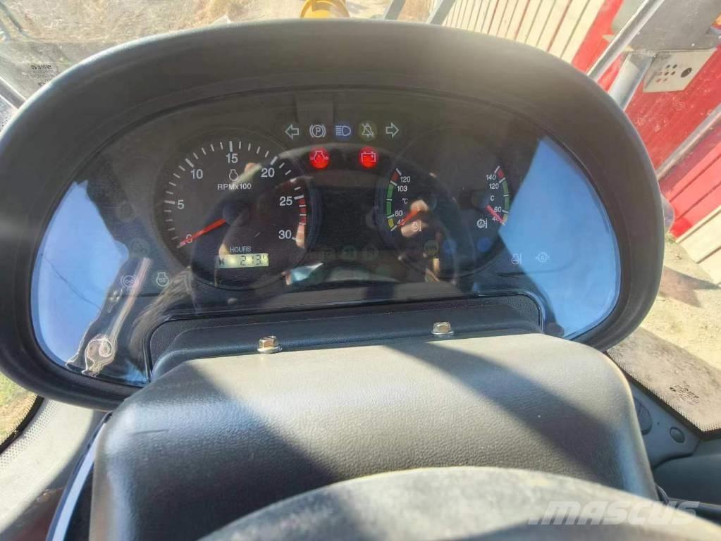 Komatsu WA 320-5  휠로우더