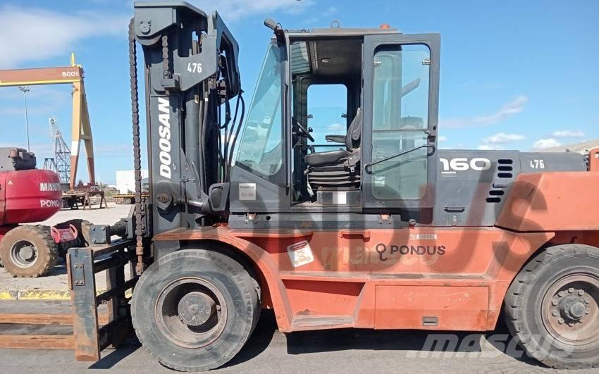 Doosan D160S-5 디젤 지게차