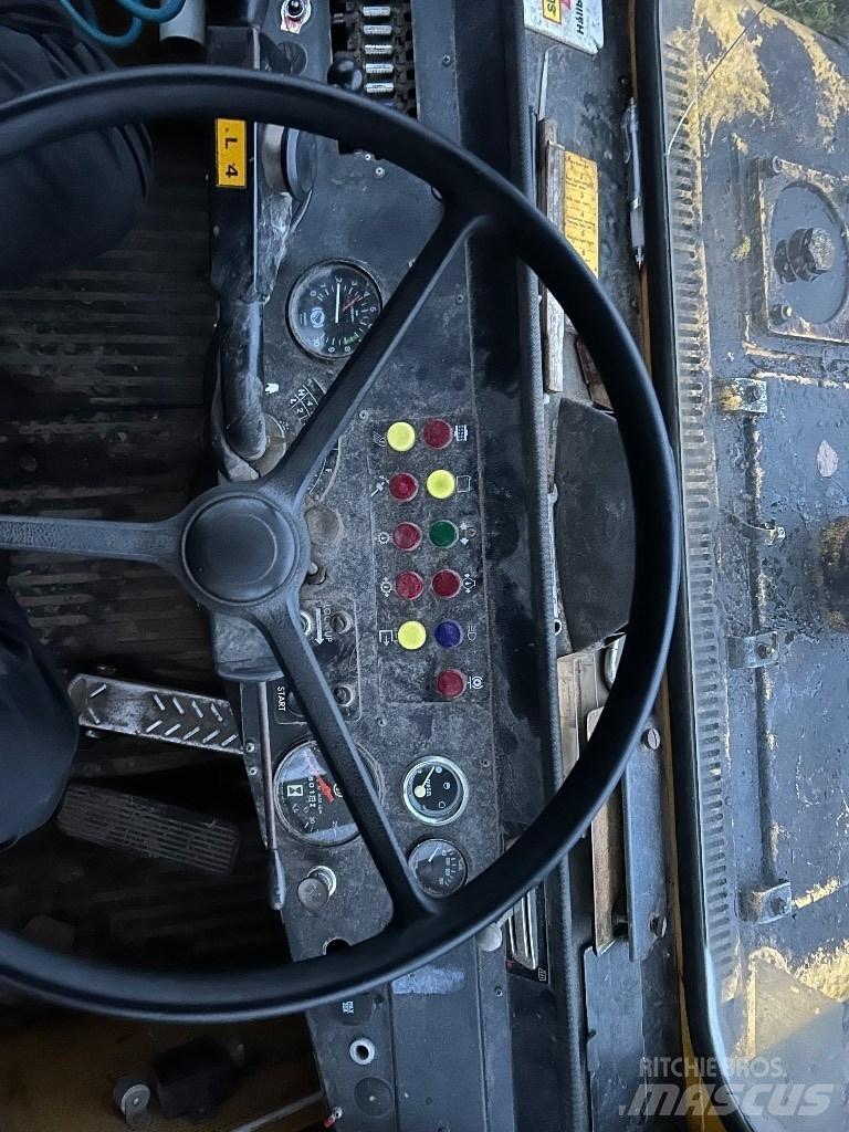 Volvo BM 861 연결식 홀러