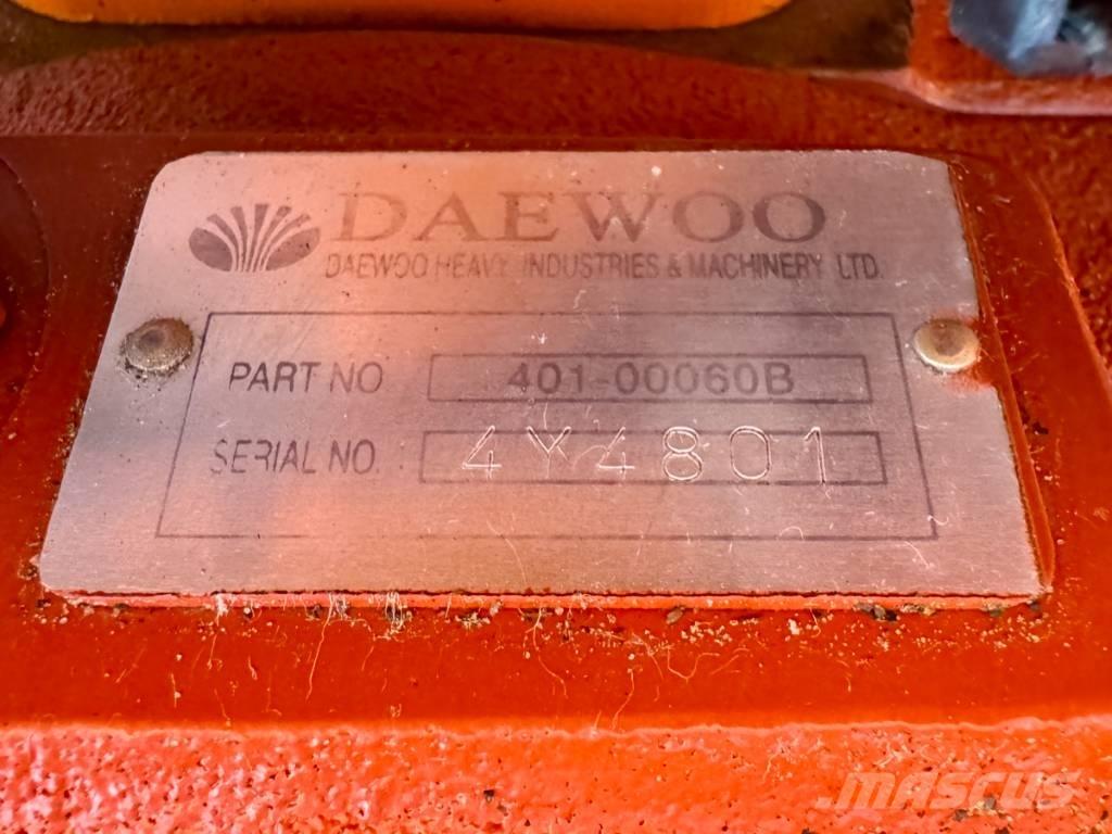Doosan SOLAR 210W  휠 굴삭기
