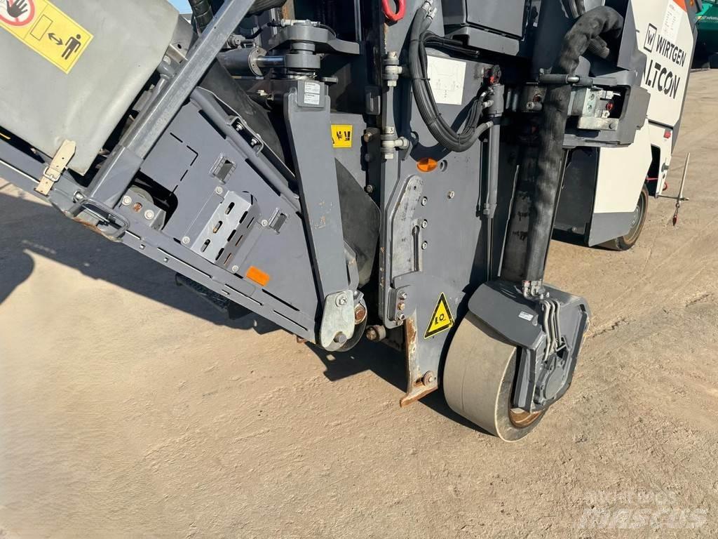 Wirtgen W 50 RI 아스팔트 콜드 밀링 기계