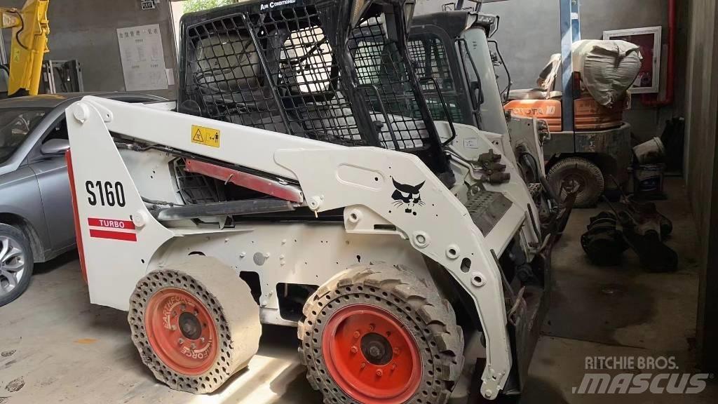 Bobcat S 160  스키드로더