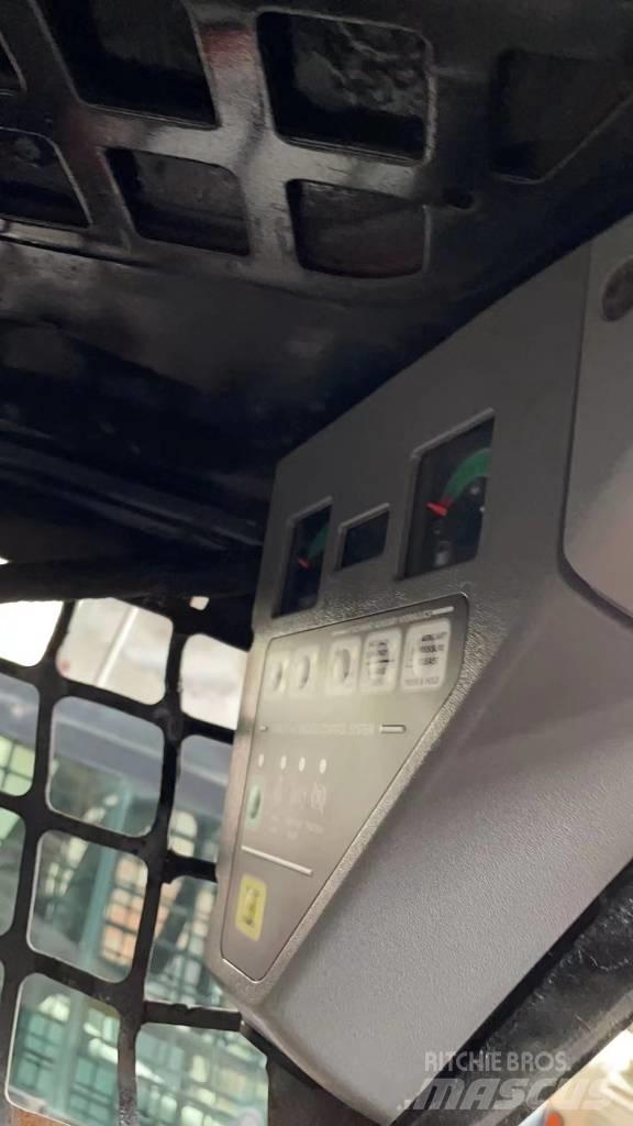 Bobcat S 160  스키드로더