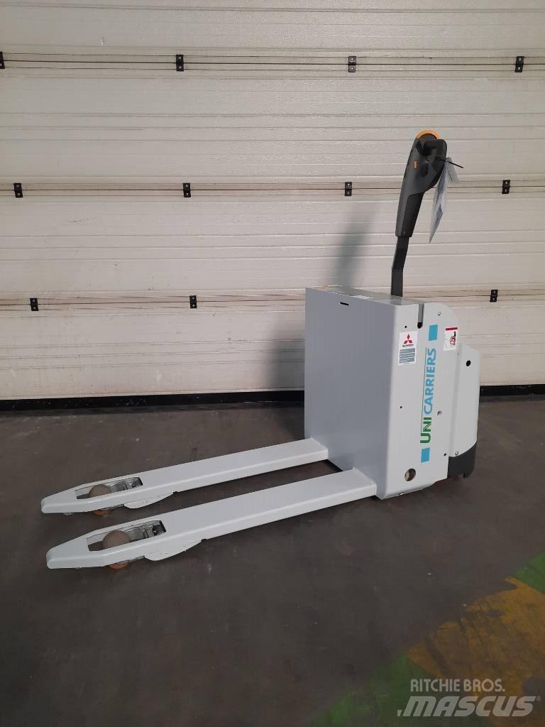 UniCarriers PLL180 경량 리프터
