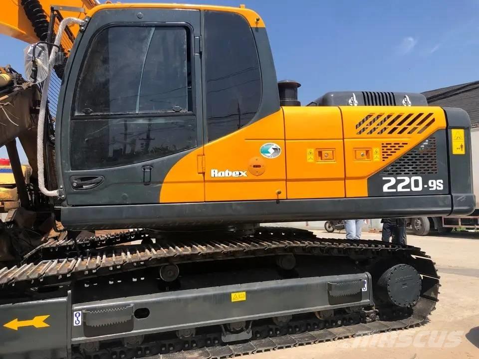 Hyundai R220LC-9S 대형 굴삭기 29톤 이상