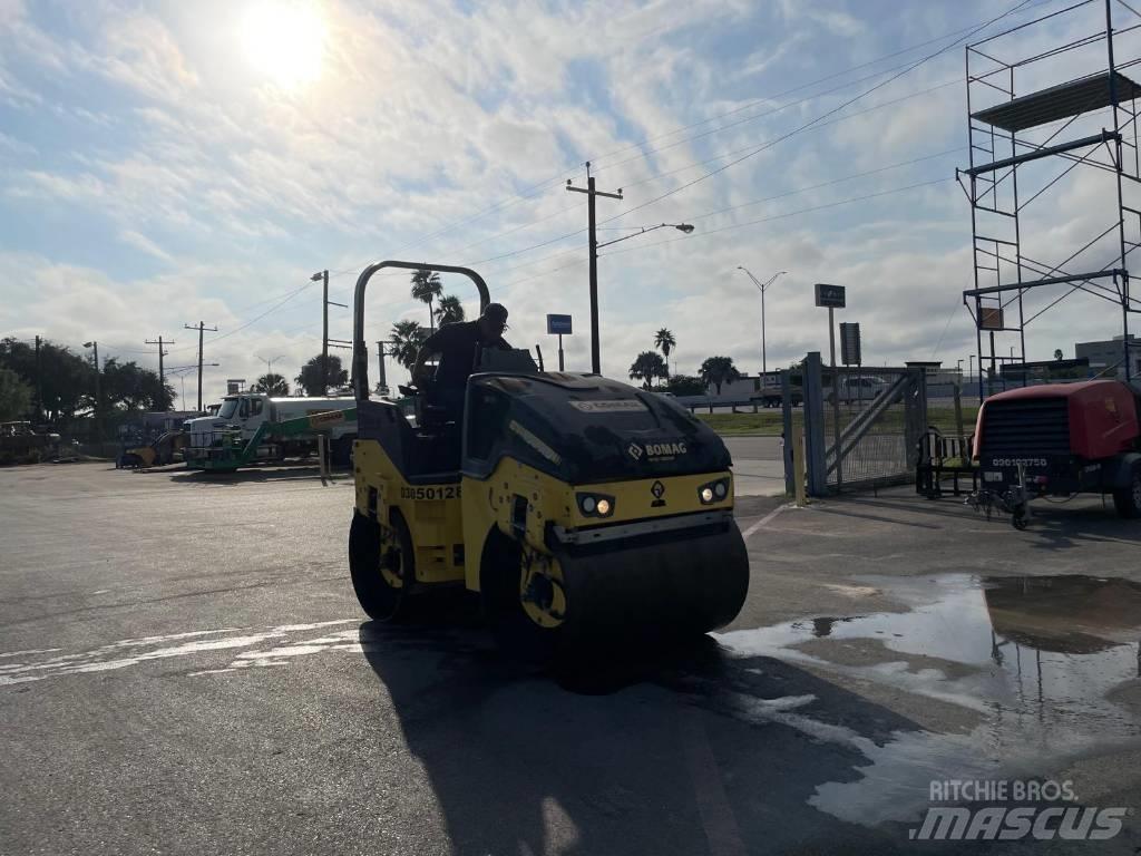 Bomag BW 138 트윈 드럼 롤러