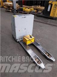 UniCarriers PLL 200 경량 리프터
