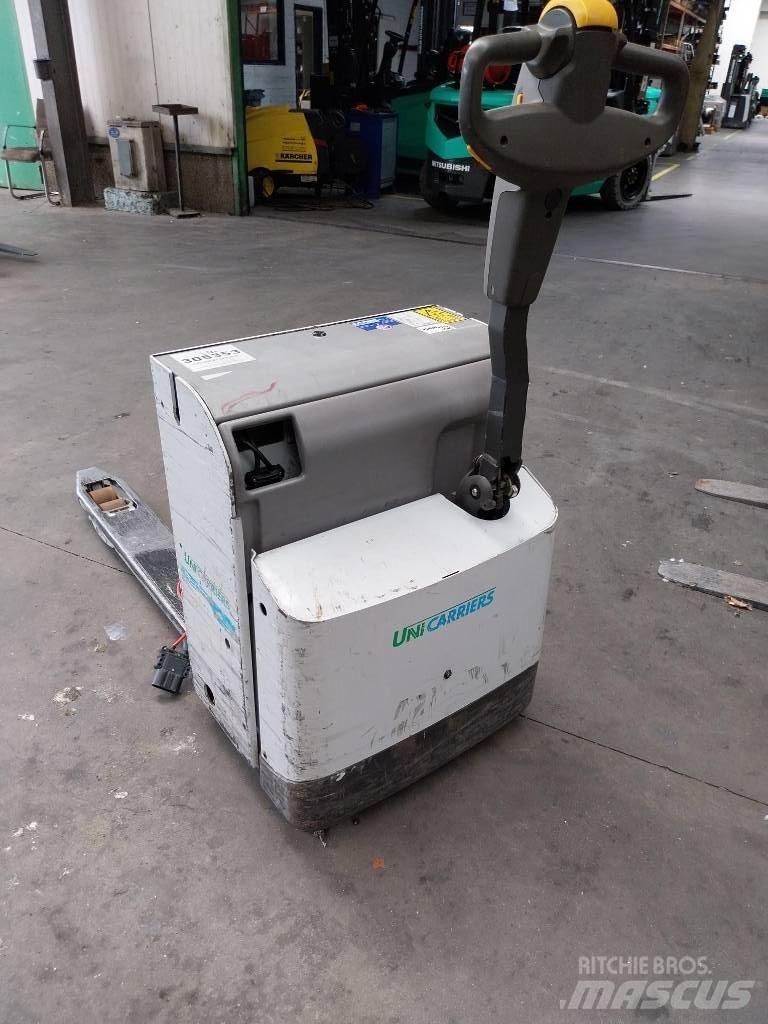 UniCarriers PLL 200 경량 리프터