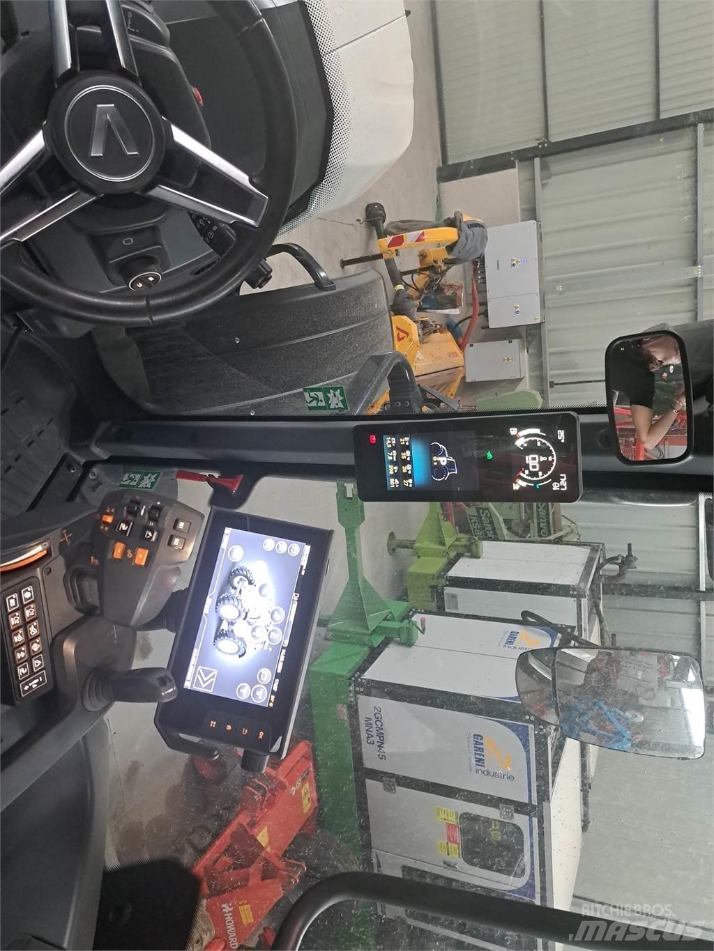 Valtra N155 트랙터