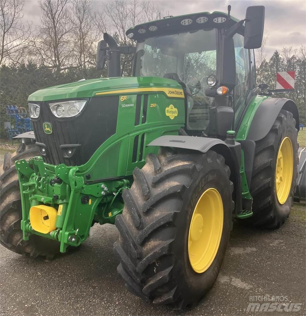 John Deere 6R 250 트랙터