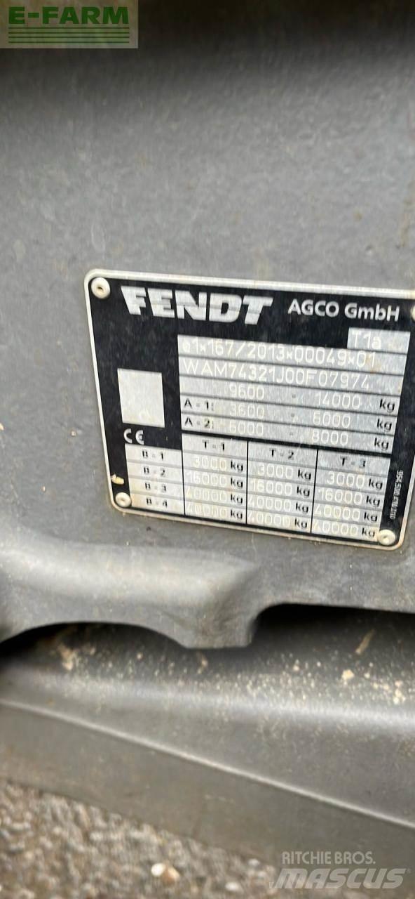 Fendt 724 트랙터