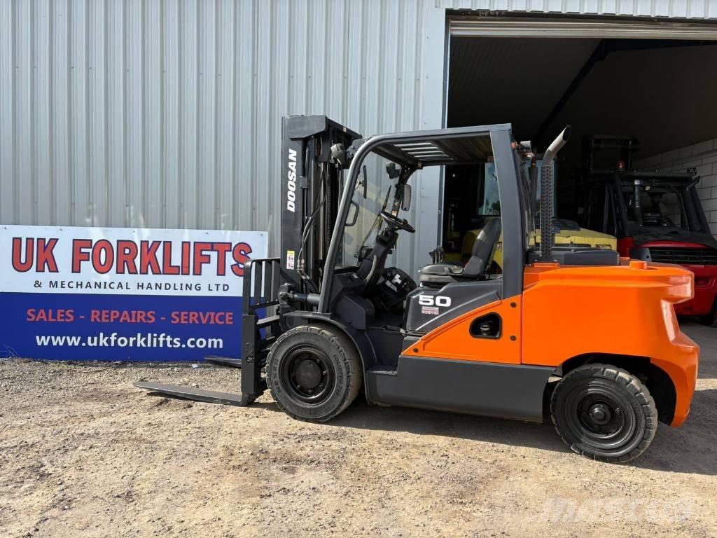 Doosan D50SC-7 디젤 지게차