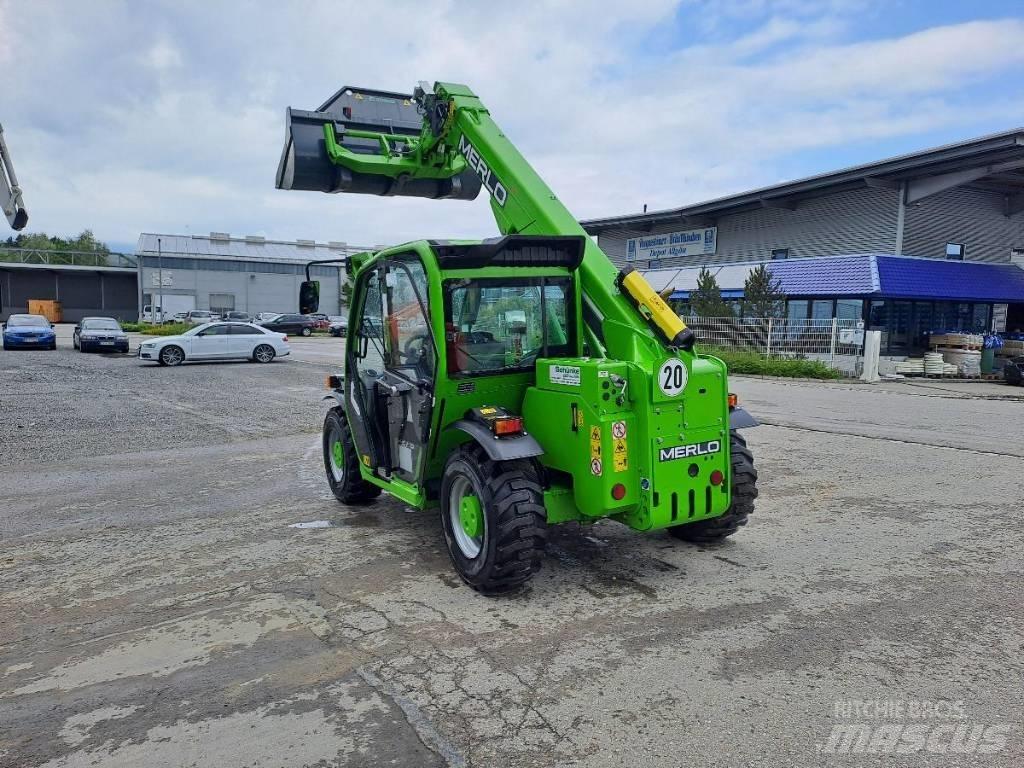 Merlo P 27.6 Plus 텔러 핸들러