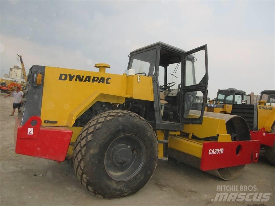 Dynapac CA 301 D 싱글 드럼 롤러