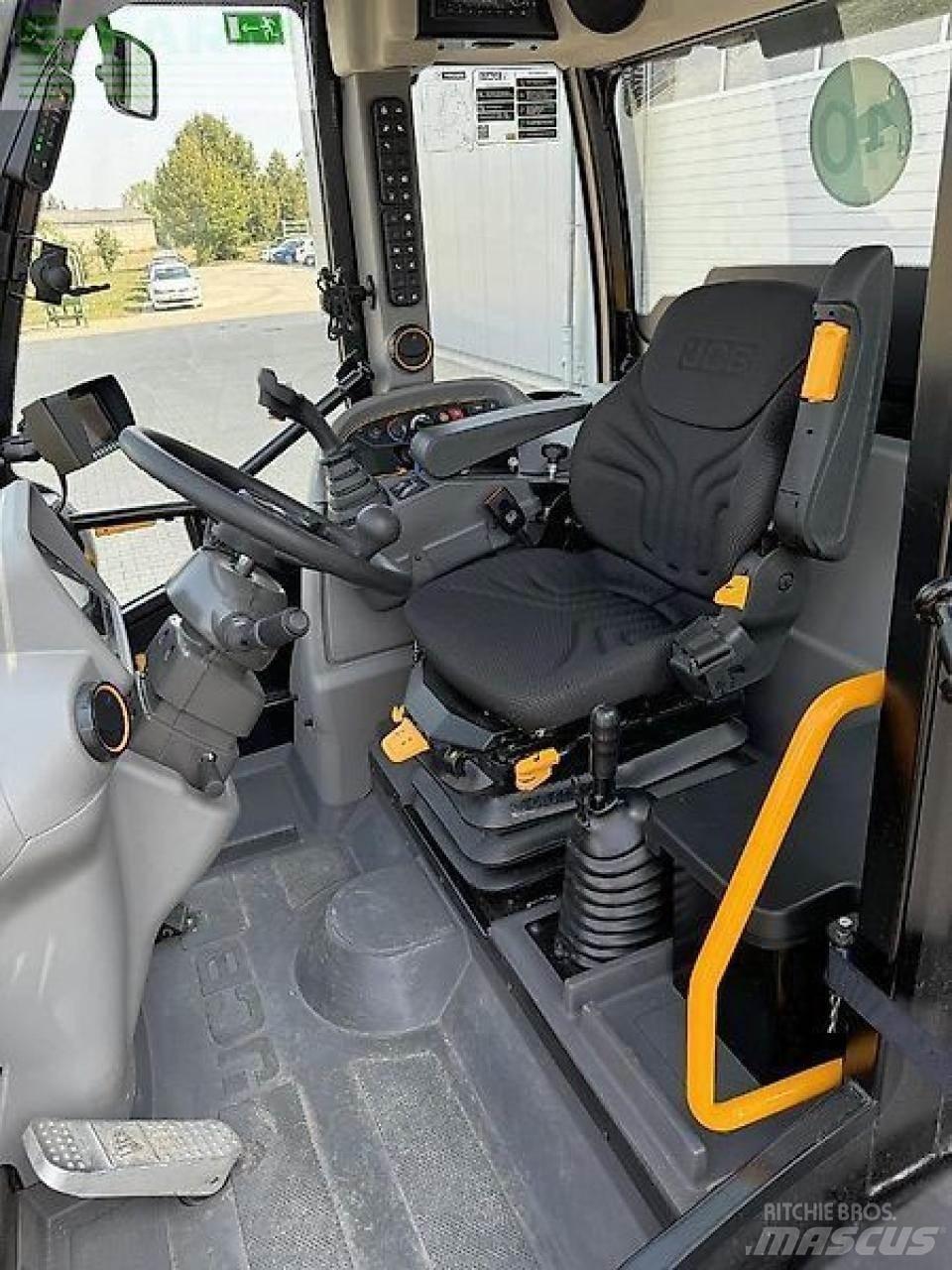JCB tm 320 agri  휠로우더