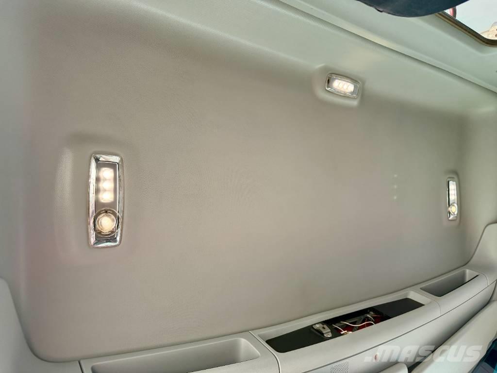 Kenworth T 880 트랙터 유닛