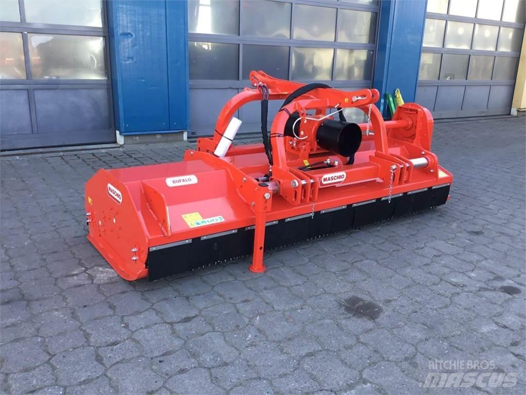 Maschio Bufalo 280 목장 제초기 및 토퍼
