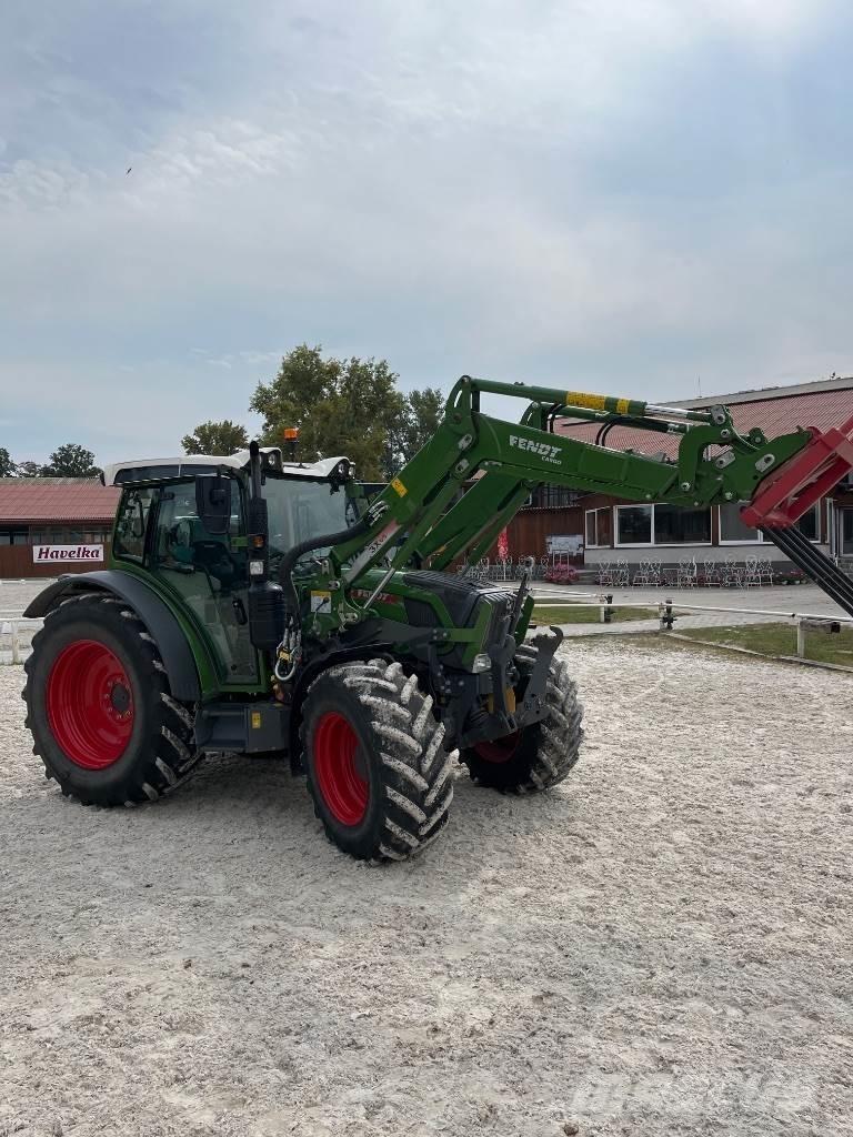 Fendt 211 Vario 트랙터