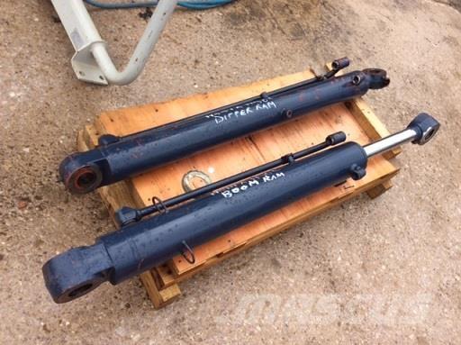 Hanix H56C BOOM RAM 건설 장비 - 기타