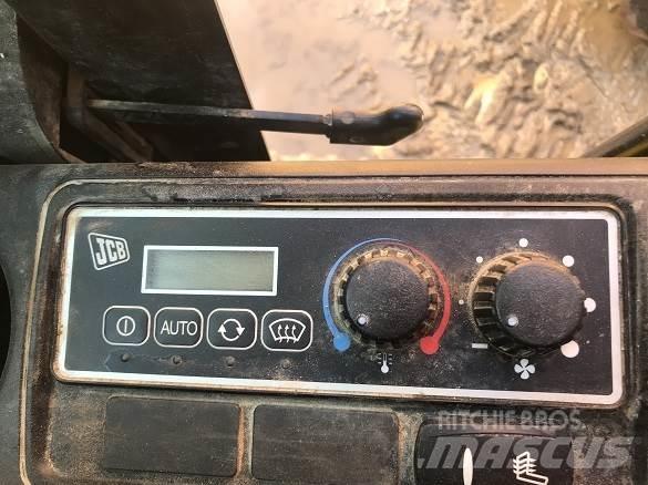 JCB JS131LC 대형 굴삭기 29톤 이상