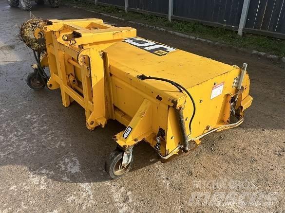 JCB SWEEPER SC240 건설 장비 - 기타