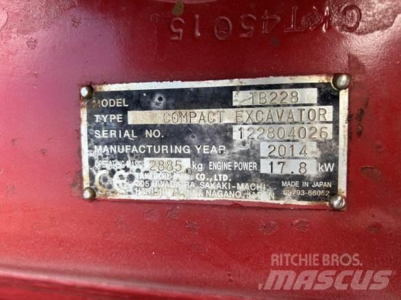 Takeuchi TB228 건설 장비 - 기타