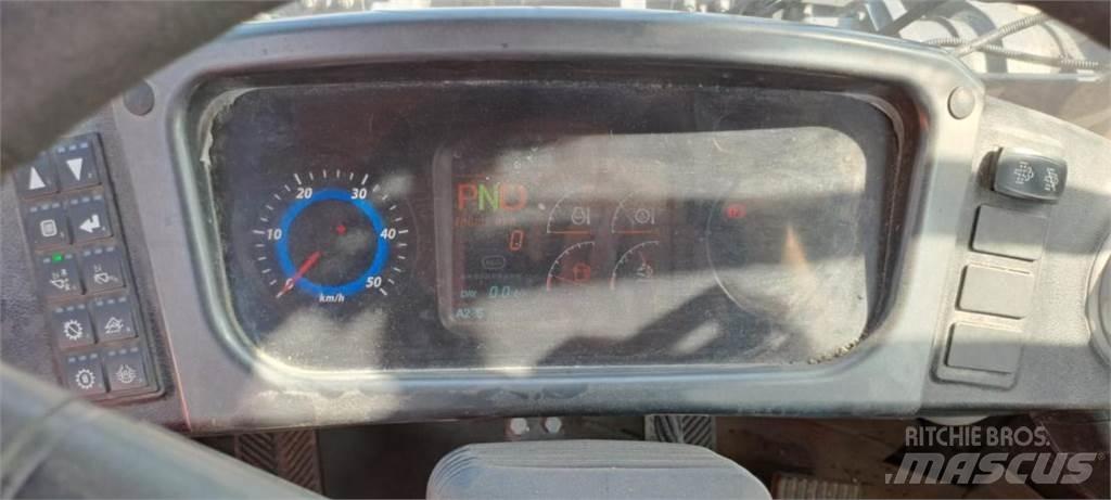 Doosan DL300-5  휠로우더