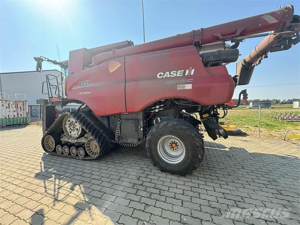 Case IH IH 8250 콤바인 수확기