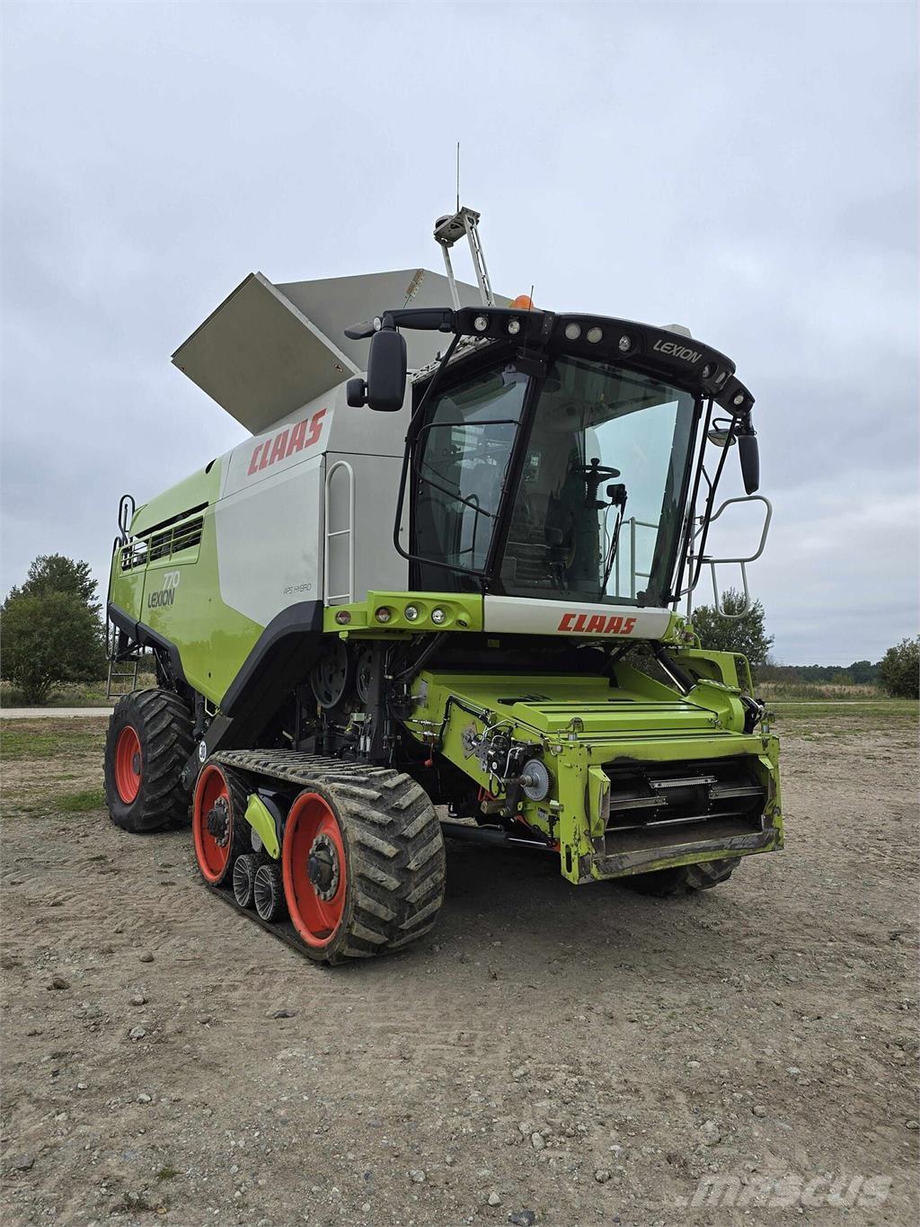 CLAAS Lexion 770TT 콤바인 수확기