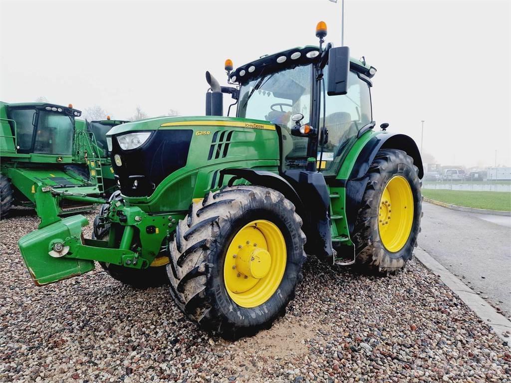 John Deere 6215R 트랙터