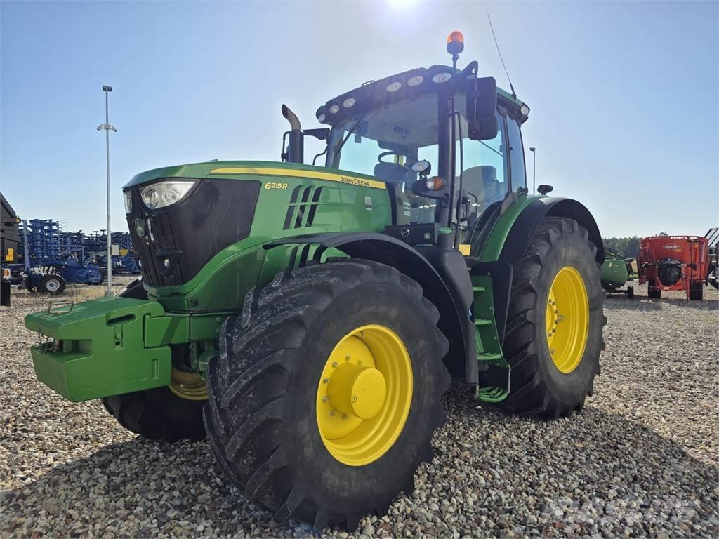 John Deere 6215R 트랙터