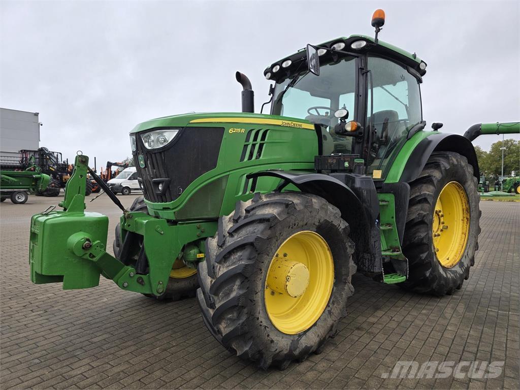 John Deere 6215R 트랙터