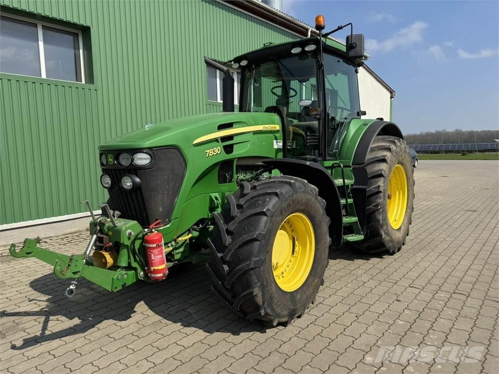 John Deere 7830 트랙터
