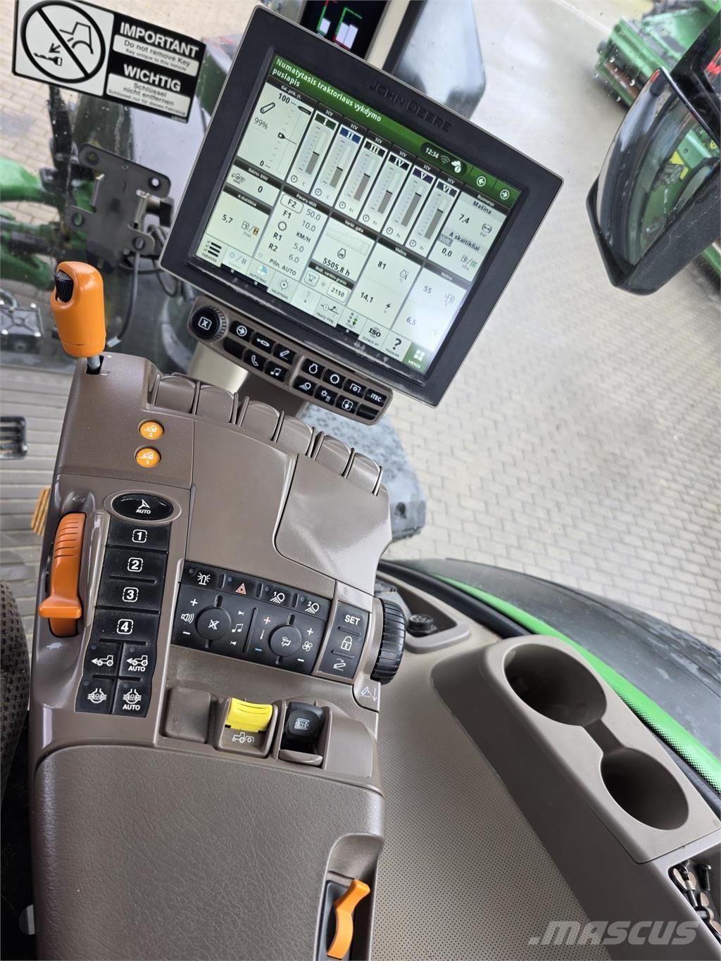 John Deere 8320R 트랙터