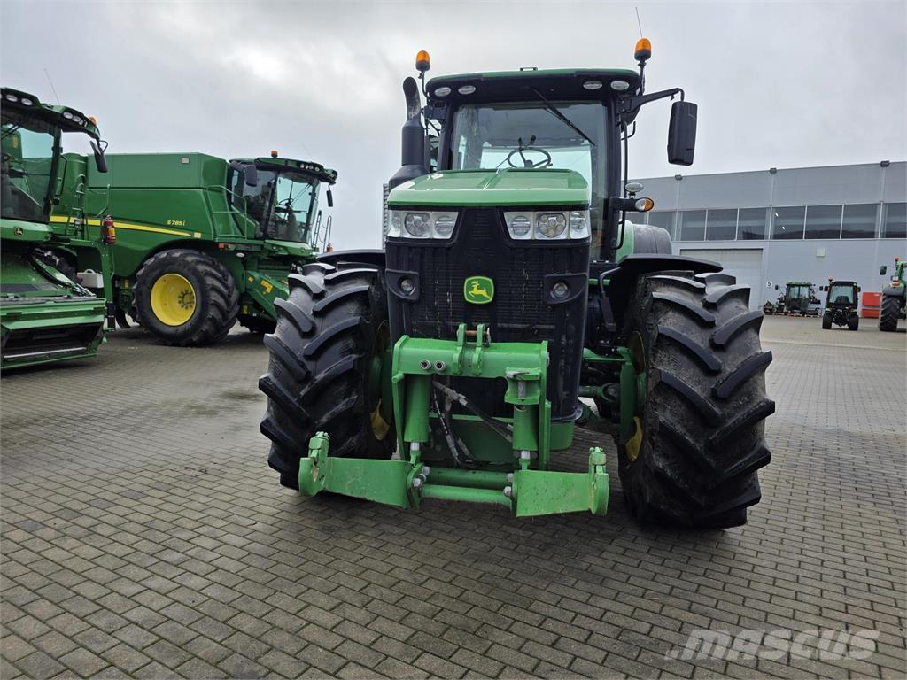 John Deere 8320R 트랙터