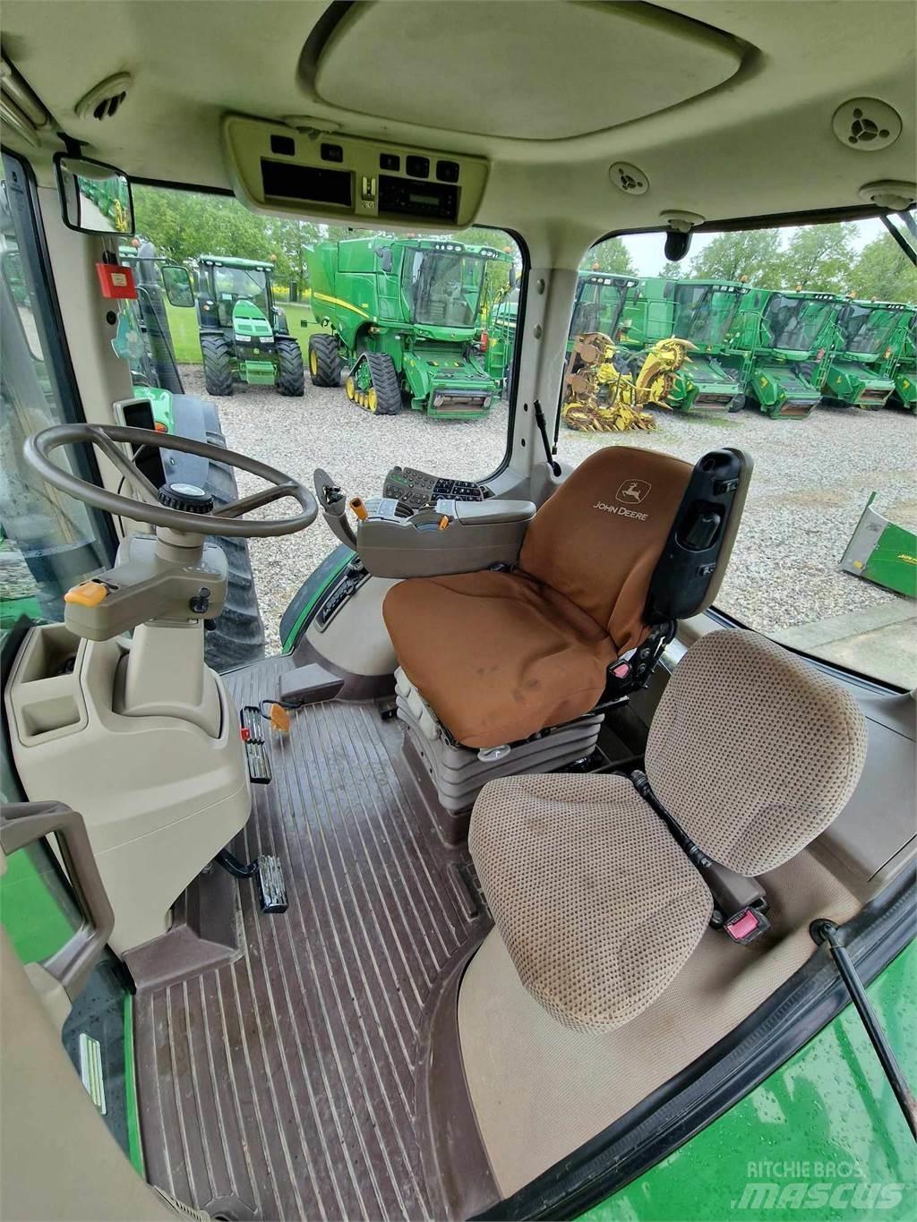 John Deere 8345R 트랙터