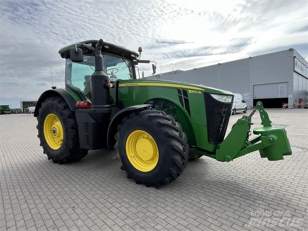 John Deere 8370R 트랙터