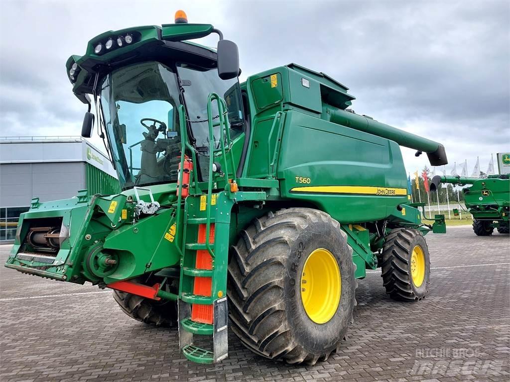 John Deere T560 콤바인 수확기