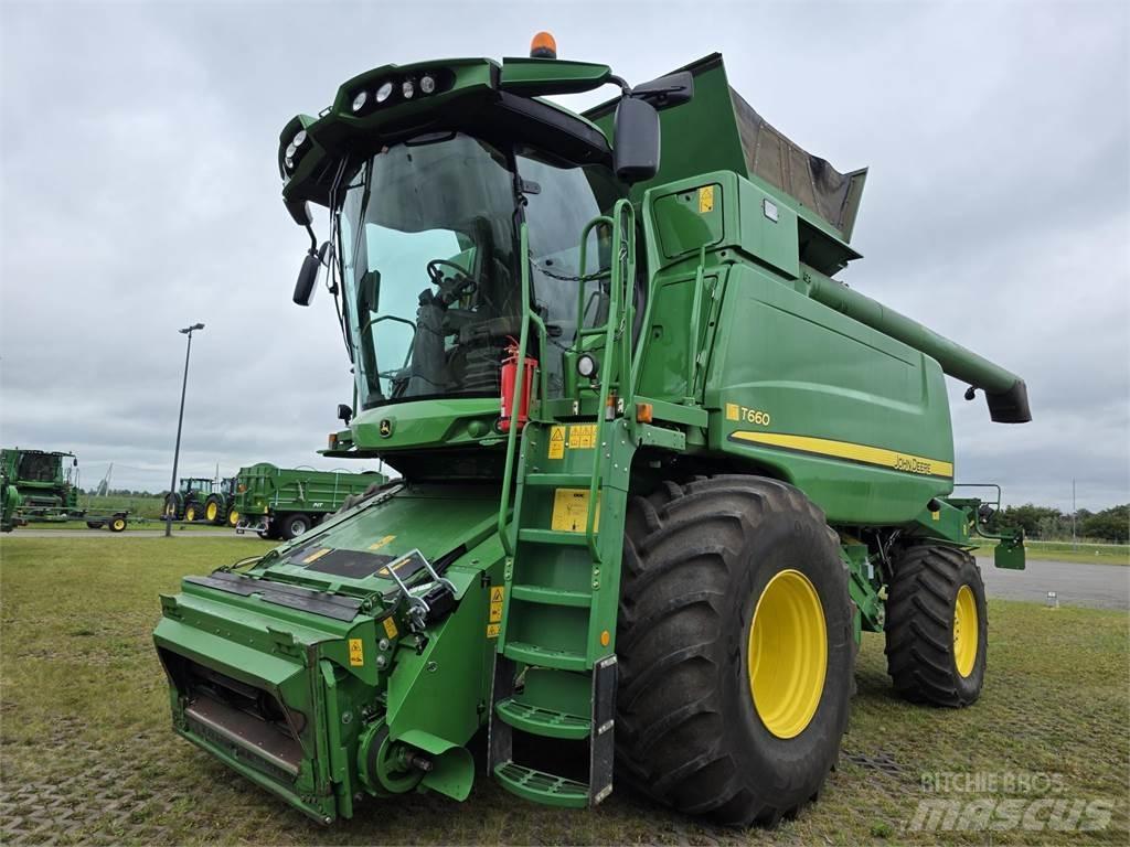 John Deere T660 콤바인 수확기