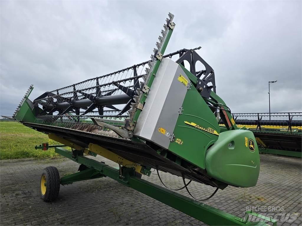 John Deere T660 콤바인 수확기
