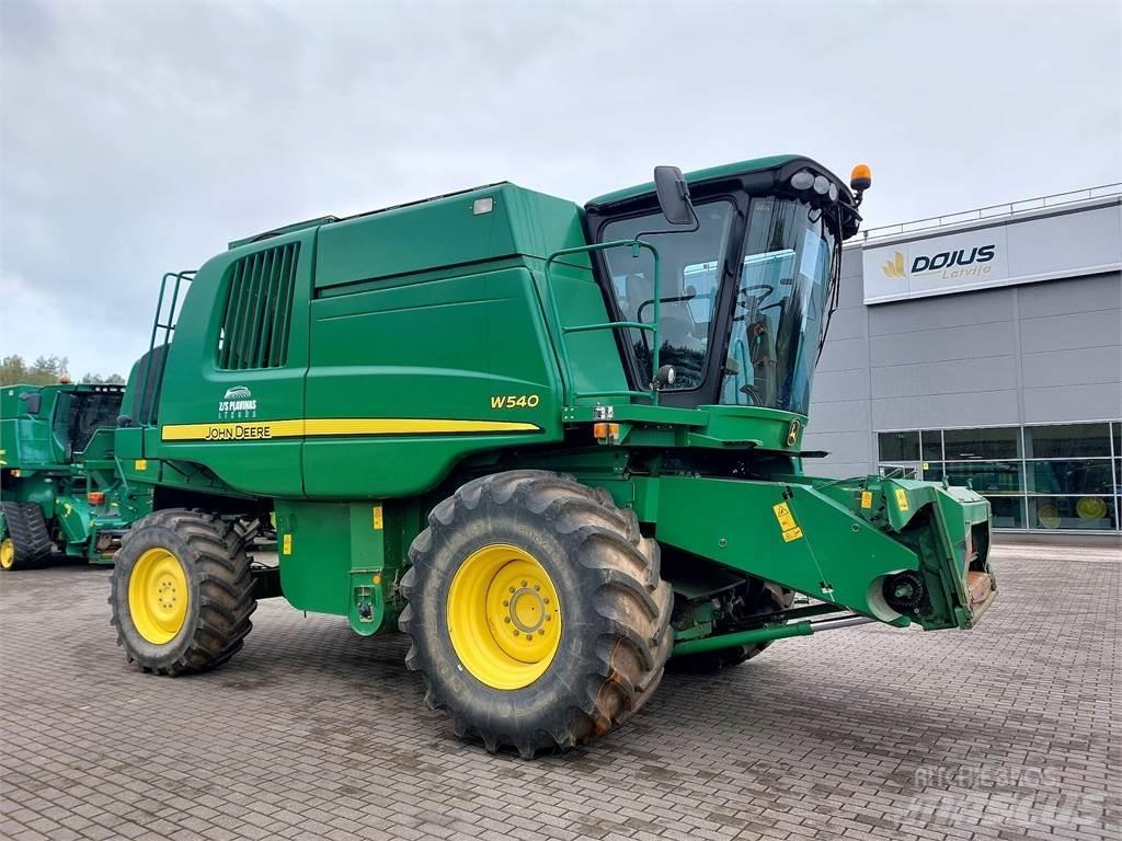 John Deere W540 콤바인 수확기