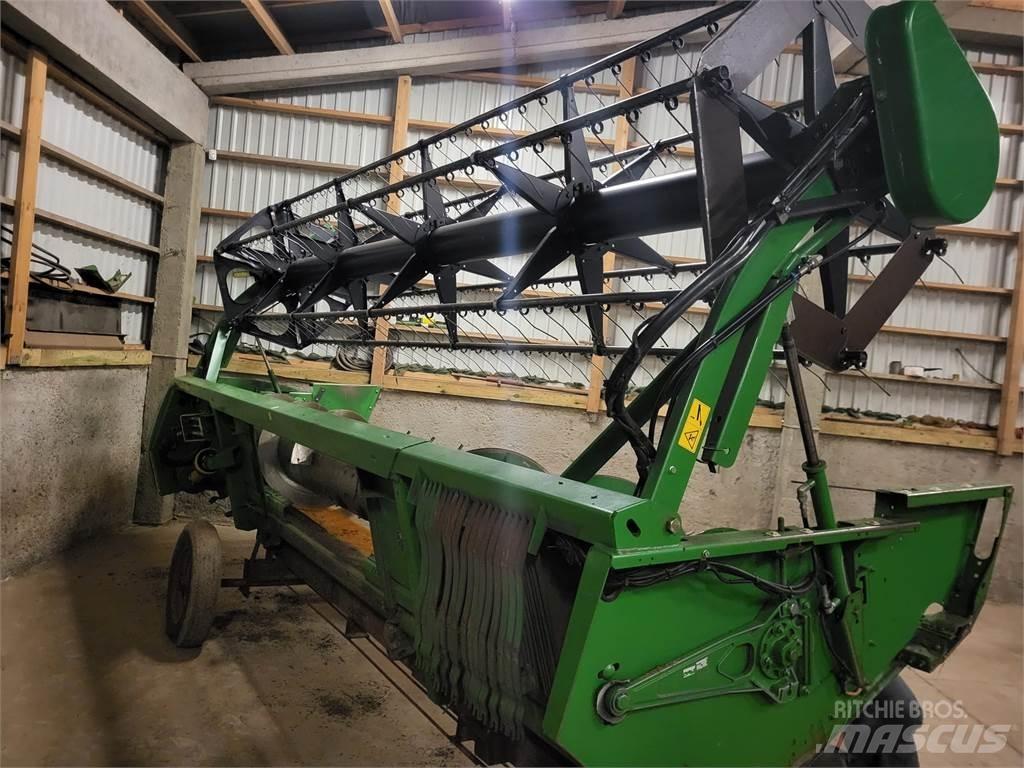 John Deere W540 콤바인 수확기