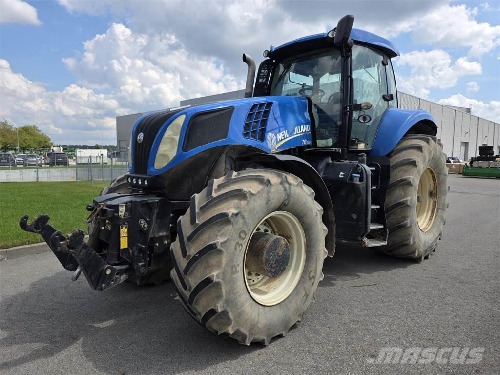 New Holland T8.390 트랙터