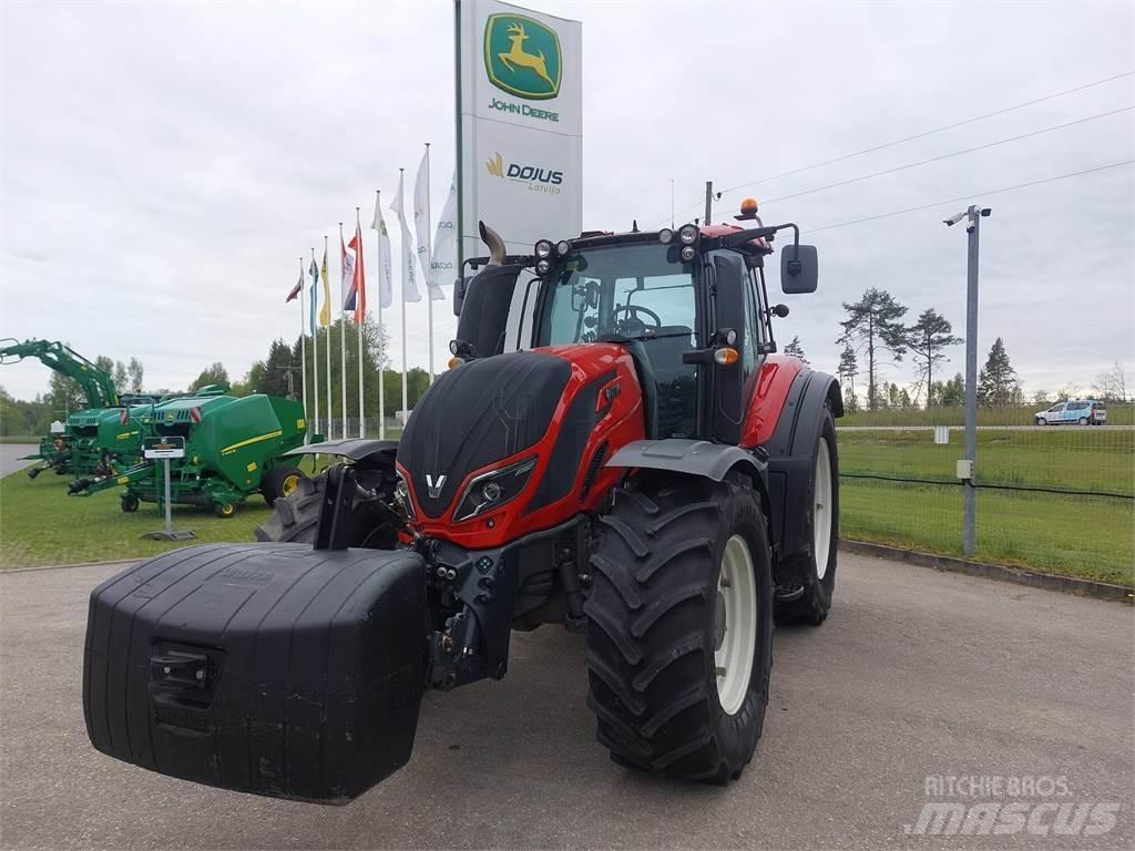 Valtra T234 트랙터